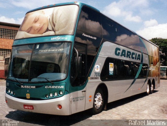 Viação Garcia 7010 na cidade de São Paulo, São Paulo, Brasil, por Rafael Martins. ID da foto: 5747962.