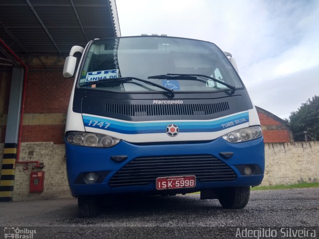 Turis Silva 1747 na cidade de Esteio, Rio Grande do Sul, Brasil, por Adegildo Silveira. Número da foto: #5760045.
