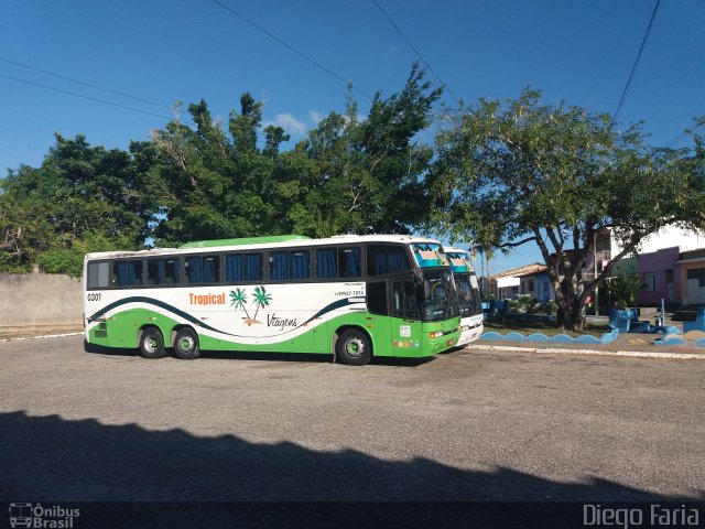 Tropical Tur 0301 na cidade de Estância, Sergipe, Brasil, por Diego Faria. Número da foto: #5760471.