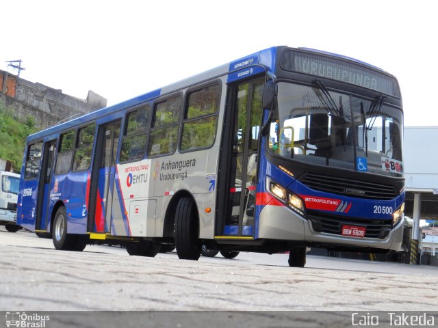 Auto Viação Urubupungá 20.500 na cidade de São Paulo, São Paulo, Brasil, por Caio  Takeda. Número da foto: #5759306.