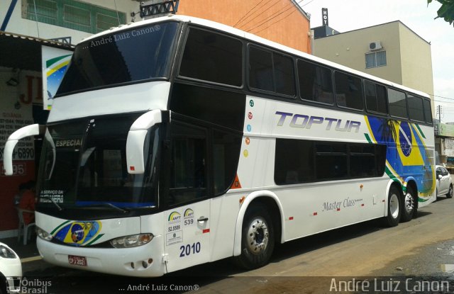 Toptur Transporte e Turismo 2010 na cidade de Goiânia, Goiás, Brasil, por André Luiz Canon. ID da foto: 5762336.