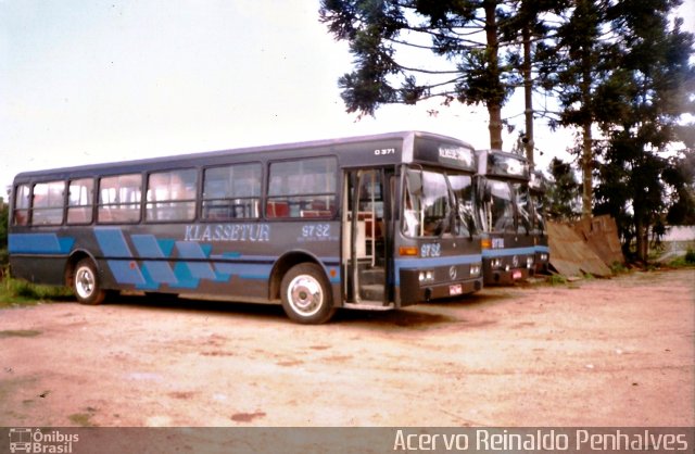 Klassetur Transporte e Turismo 9732 na cidade de Curitiba, Paraná, Brasil, por Reinaldo Penha. ID da foto: 5762672.