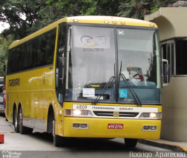 Viação Itapemirim 6809 na cidade de São Paulo, São Paulo, Brasil, por Rodrigo  Aparecido. ID da foto: 5764649.