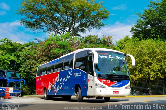 Airport Bus Service 37142 na cidade de São Paulo, São Paulo, Brasil, por Luis Fernando da Silva. ID da foto: 5771629.