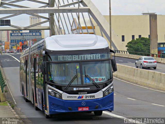 Viação Osasco 21.996 na cidade de Osasco, São Paulo, Brasil, por Gabriel Almeida. ID da foto: 5771708.