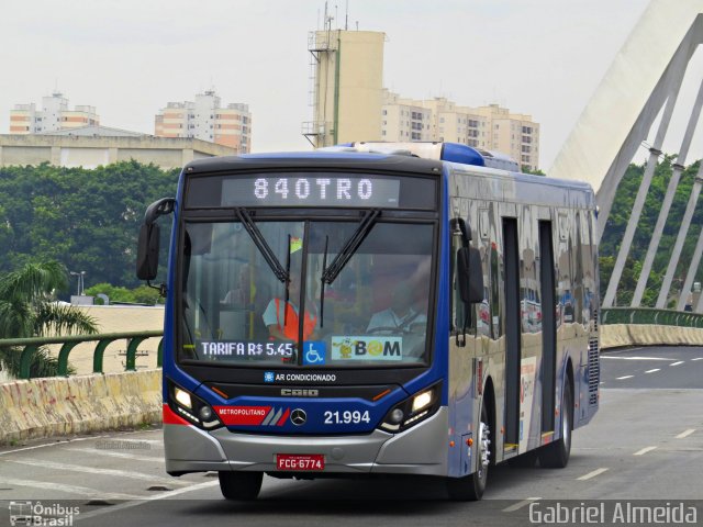 Viação Osasco 21.994 na cidade de Osasco, São Paulo, Brasil, por Gabriel Almeida. Número da foto: #5771666.