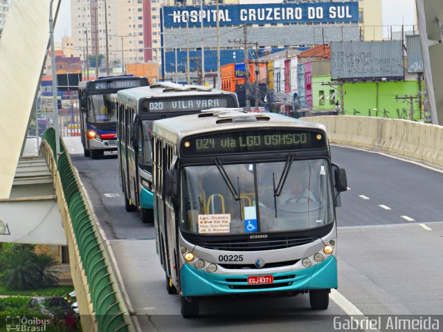 Auto Viação Urubupungá 00225 na cidade de Osasco, São Paulo, Brasil, por Gabriel Almeida. ID da foto: 5771785.