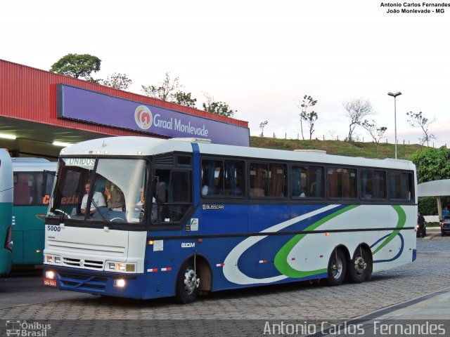 Ônibus Particulares 5000 na cidade de João Monlevade, Minas Gerais, Brasil, por Antonio Carlos Fernandes. ID da foto: 5773469.