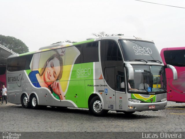 Brasil Sul Linhas Rodoviárias 2300 na cidade de Maringá, Paraná, Brasil, por Lucas Oliveira . ID da foto: 5775394.