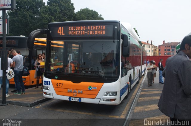 ACTV - Azienda del Consorzio Trasporti Veneziano 477 na cidade de Venice, Veneto, Itália, por Donald Hudson. ID da foto: 5711039.