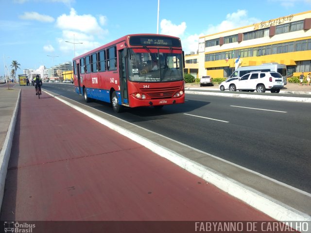 BTM - Bahia Transportes Metropolitanos 142 na cidade de Salvador, Bahia, Brasil, por Fabiano Magalhaes. Número da foto: #5711734.