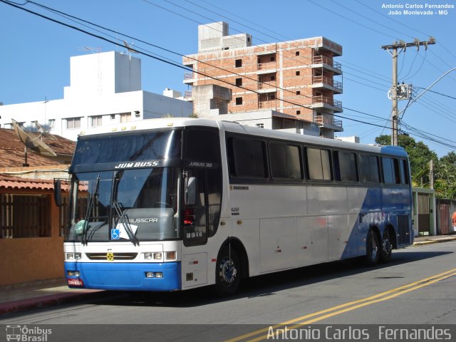 Ônibus Particulares 8304 na cidade de Guarapari, Espírito Santo, Brasil, por Antonio Carlos Fernandes. Número da foto: #5713309.