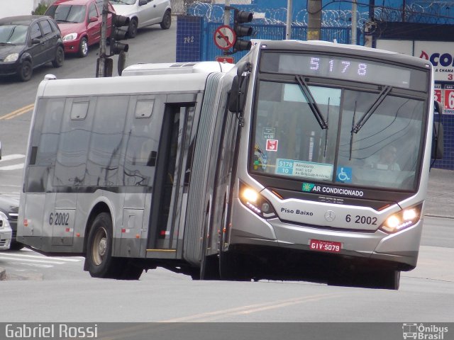 TUPI - Transportes Urbanos Piratininga 6 2002 na cidade de São Paulo, São Paulo, Brasil, por Gabriel Rossi . Número da foto: #5716509.