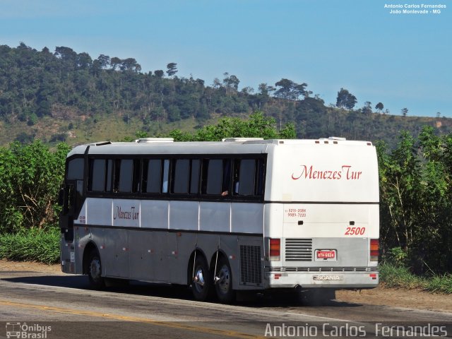 Menezes Tur 2500 na cidade de João Monlevade, Minas Gerais, Brasil, por Antonio Carlos Fernandes. ID da foto: 5720147.