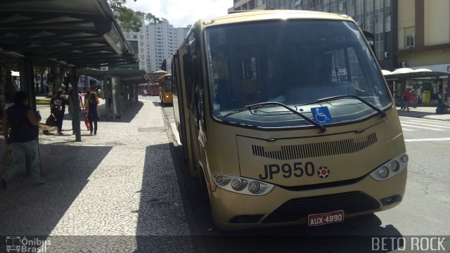 Expresso Azul JP950 na cidade de Curitiba, Paraná, Brasil, por Alberto Selinke. ID da foto: 5725472.