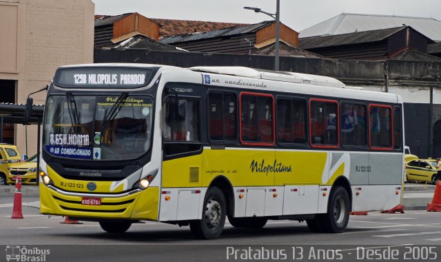 Viação Nilopolitana RJ 123.123 na cidade de Rio de Janeiro, Rio de Janeiro, Brasil, por Cristiano Soares da Silva. ID da foto: 5800881.