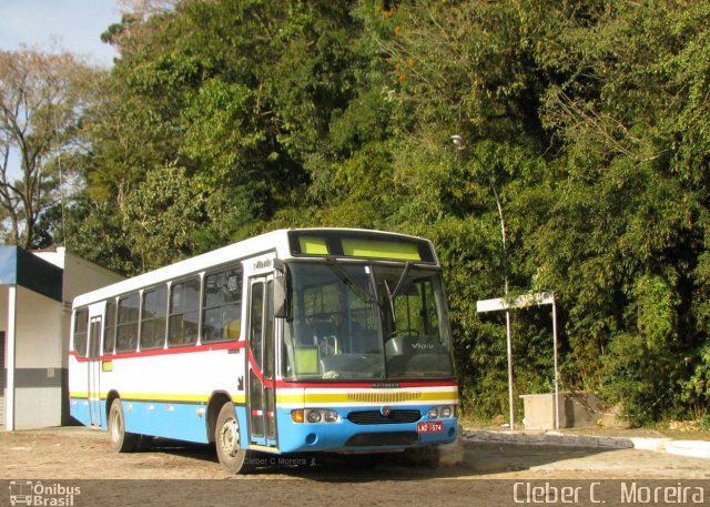 Real Locadora 1574 na cidade de São Roque, São Paulo, Brasil, por Cleber C.  Moreira. Número da foto: #5809495.
