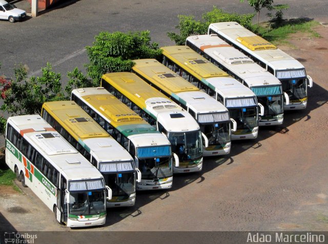 Empresa Gontijo de Transportes 21240 na cidade de Belo Horizonte, Minas Gerais, Brasil, por Adão Raimundo Marcelino. ID da foto: 5809811.