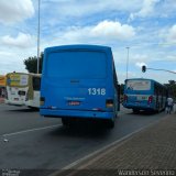 Ônibus Particulares 001318 na cidade de Taguatinga, Distrito Federal, Brasil, por Wanderson Severino. Número da foto: #:id.