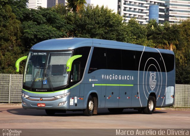 Viação Garcia 7238 na cidade de Curitiba, Paraná, Brasil, por Marco Aurélio de Oliveira. ID da foto: 5815025.