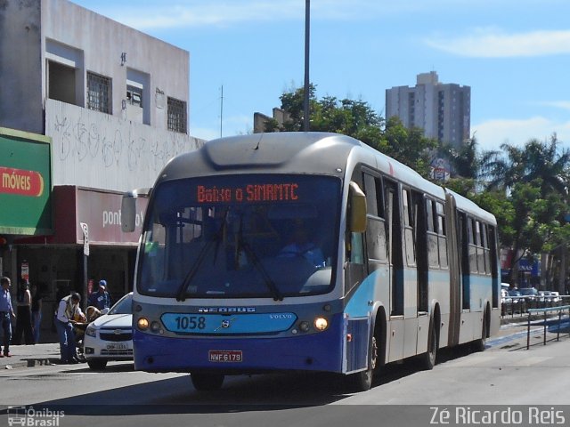 Metrobus 1058 na cidade de Goiânia, Goiás, Brasil, por Zé Ricardo Reis. ID da foto: 5816508.