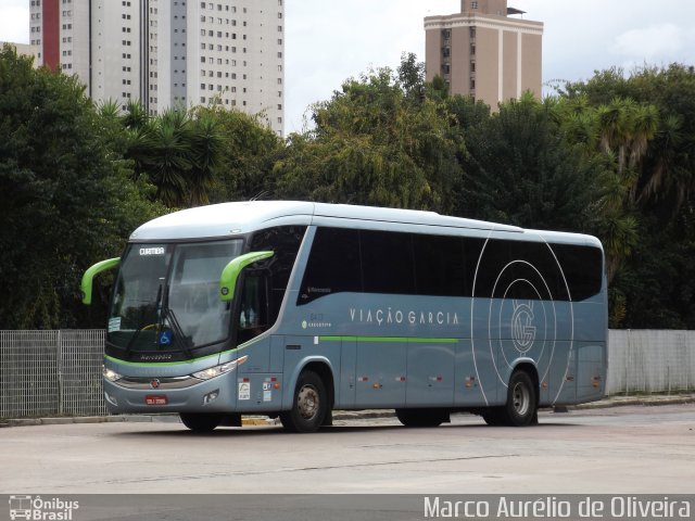 Viação Garcia 8413 na cidade de Curitiba, Paraná, Brasil, por Marco Aurélio de Oliveira. Número da foto: #5818985.
