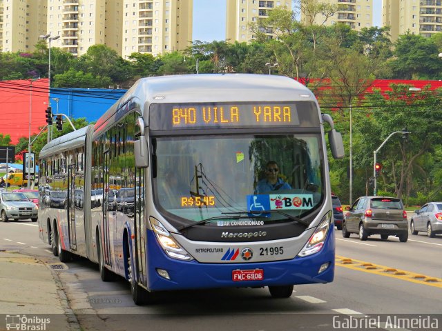 Viação Osasco 21.995 na cidade de São Paulo, São Paulo, Brasil, por Gabriel Almeida. ID da foto: 5778608.