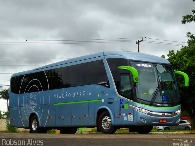 Viação Garcia 8413 na cidade de Paranavaí, Paraná, Brasil, por Robson Alves. ID da foto: 5779564.