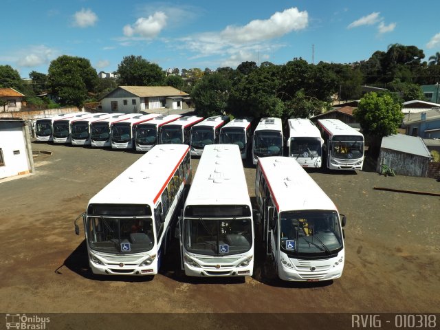 Cattani Sul Transportes e Turismo garagem Pato Branco-PR na cidade de Pato Branco, Paraná, Brasil, por Rodrigo Augusto  Vignaga. ID da foto: 5779944.