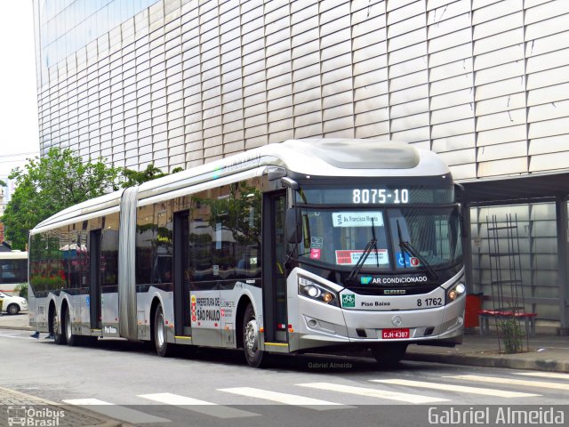 TRANSPPASS - Transporte de Passageiros 8 1762 na cidade de São Paulo, São Paulo, Brasil, por Gabriel Almeida. ID da foto: 5779946.