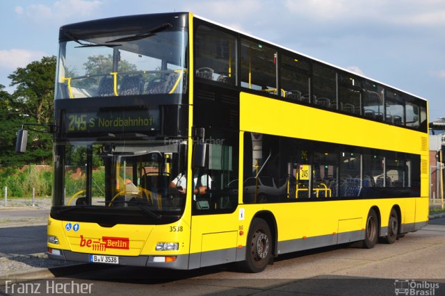 BVG - Berliner Verkehrsbetriebe 3538 na cidade de Berlin, Land Berlin, Alemanha, por Franz Hecher. ID da foto: 5822601.