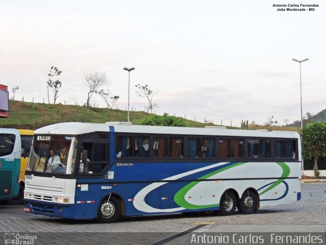 Ônibus Particulares 5000 na cidade de João Monlevade, Minas Gerais, Brasil, por Antonio Carlos Fernandes. Número da foto: #5822482.
