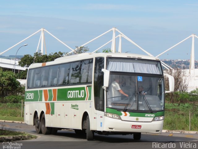 Empresa Gontijo de Transportes 21210 na cidade de Brasília, Distrito Federal, Brasil, por Ricardo Vieira. ID da foto: 5826032.