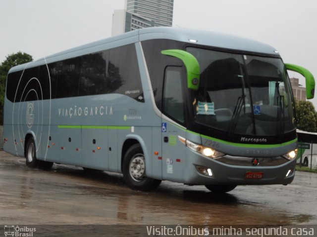 Viação Garcia 7226 na cidade de Curitiba, Paraná, Brasil, por Estevão Emilio Ronchi. ID da foto: 5830282.