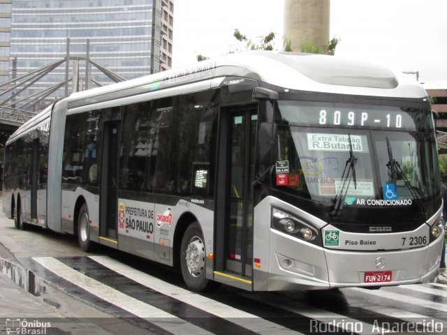 Viação Campo Belo 7 2306 na cidade de São Paulo, São Paulo, Brasil, por Rodrigo  Aparecido. Número da foto: #5832458.