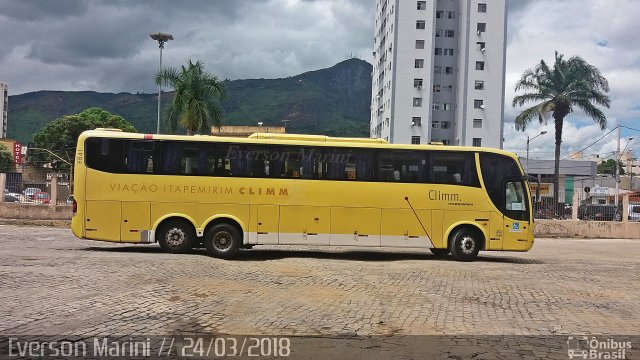 Viação Itapemirim 8841 na cidade de Governador Valadares, Minas Gerais, Brasil, por Everson Marini. Número da foto: #5833273.