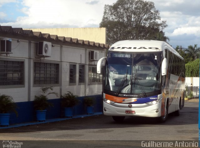 Expresso União 10227 na cidade de Patrocínio, Minas Gerais, Brasil, por Guilherme Antonio. Número da foto: #5833789.