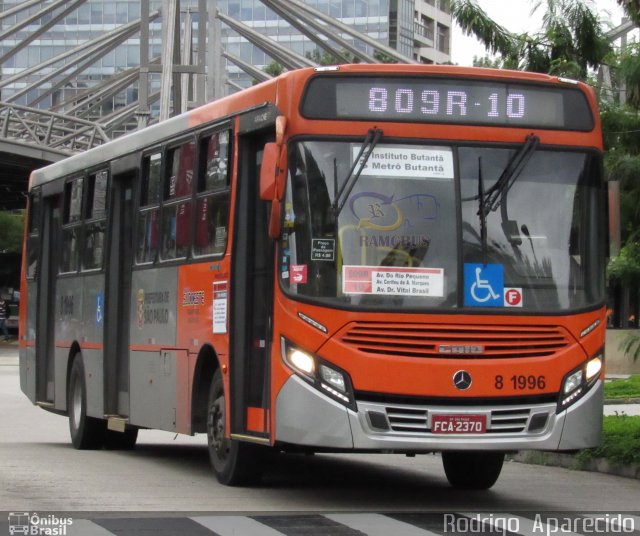 TRANSPPASS - Transporte de Passageiros 8 1996 na cidade de São Paulo, São Paulo, Brasil, por Rodrigo  Aparecido. Número da foto: #5835055.