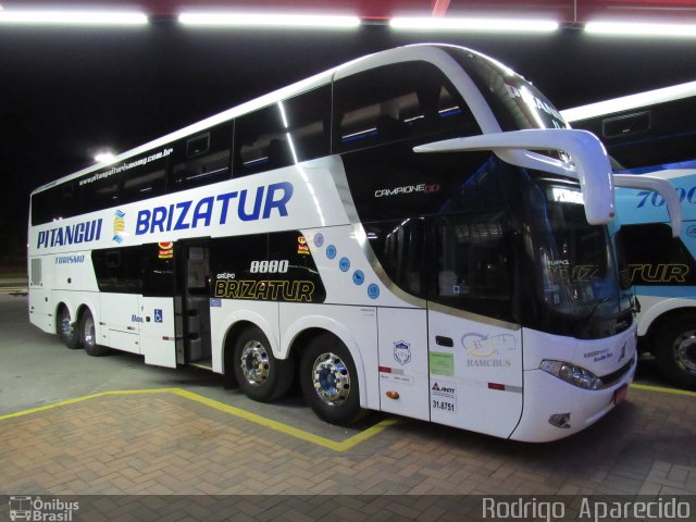 Pitangui Turismo 8000 na cidade de Perdões, Minas Gerais, Brasil, por Rodrigo  Aparecido. Número da foto: #5836768.