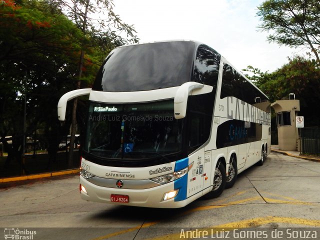 Auto Viação Catarinense 3701 na cidade de São Paulo, São Paulo, Brasil, por André Luiz Gomes de Souza. Número da foto: #5839144.