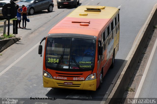 Viação Novo Retiro 88136 na cidade de Betim, Minas Gerais, Brasil, por Rodrigo Barraza. Número da foto: #5839488.