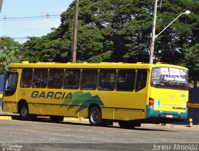 Viação Garcia 7507 na cidade de Maringá, Paraná, Brasil, por Junior Almeida. ID da foto: 5838879.