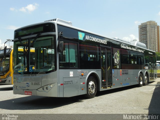 Viação Gato Preto 8 2005 na cidade de São Paulo, São Paulo, Brasil, por Manoel Junior. Número da foto: #5841428.