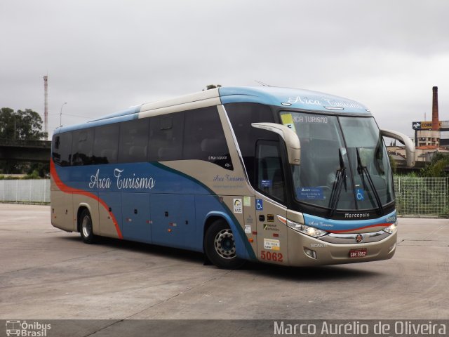 Arca Turismo 5062 na cidade de Curitiba, Paraná, Brasil, por Marco Aurélio de Oliveira. Número da foto: #5843963.