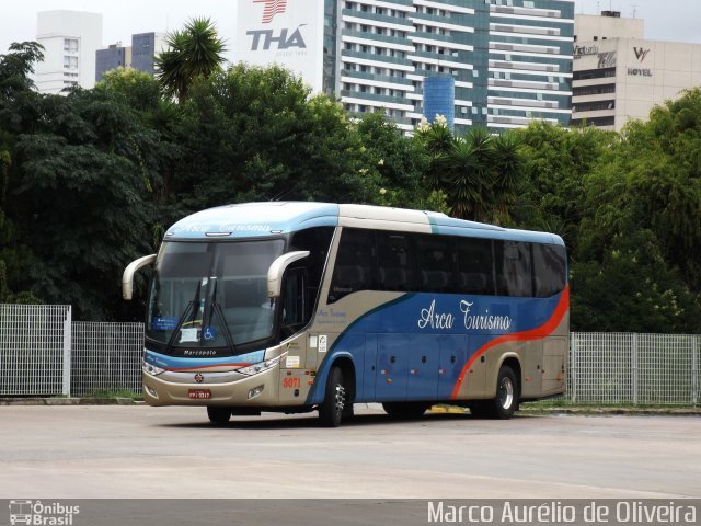 Arca Turismo 5071 na cidade de Curitiba, Paraná, Brasil, por Marco Aurélio de Oliveira. ID da foto: 5843965.