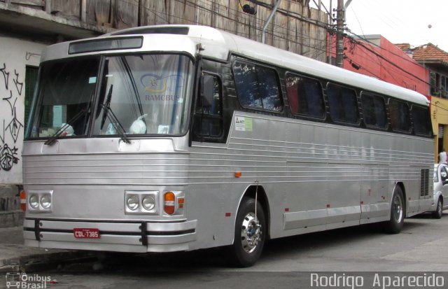 Ônibus Particulares 7385 na cidade de São Paulo, São Paulo, Brasil, por Rodrigo  Aparecido. Número da foto: #5782859.