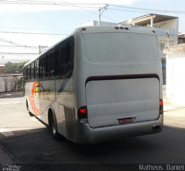 Ônibus Particulares 2005 na cidade de São Paulo, São Paulo, Brasil, por Matheus  Daniel. Número da foto: #5785432.