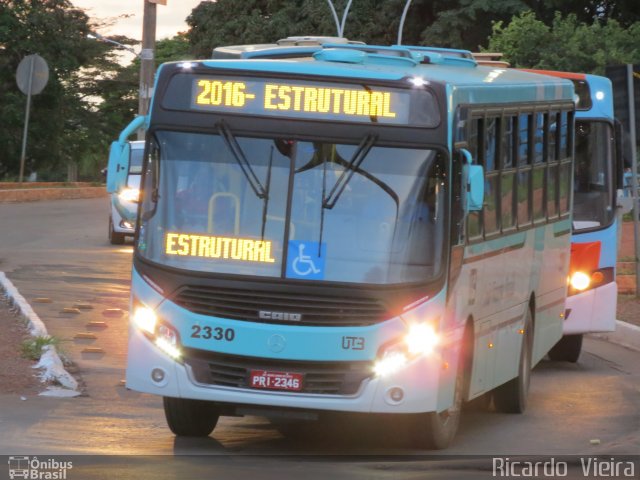 UTB - União Transporte Brasília 2330 na cidade de Brasília, Distrito Federal, Brasil, por Ricardo Vieira. ID da foto: 5788337.