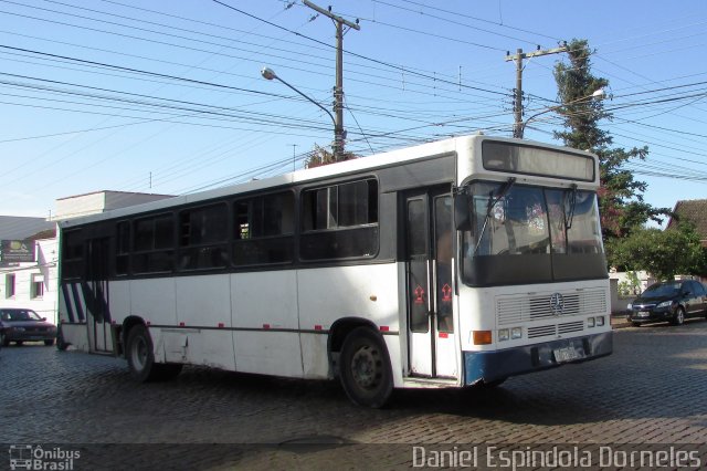 Ônibus Particulares 1361 na cidade de Cachoeira do Sul, Rio Grande do Sul, Brasil, por Daniel Espindola Dorneles. Número da foto: #5790091.