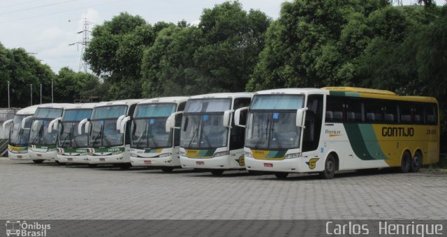 Empresa Gontijo de Transportes 21065 na cidade de Governador Valadares, Minas Gerais, Brasil, por Carlos  Henrique. Número da foto: #5793062.